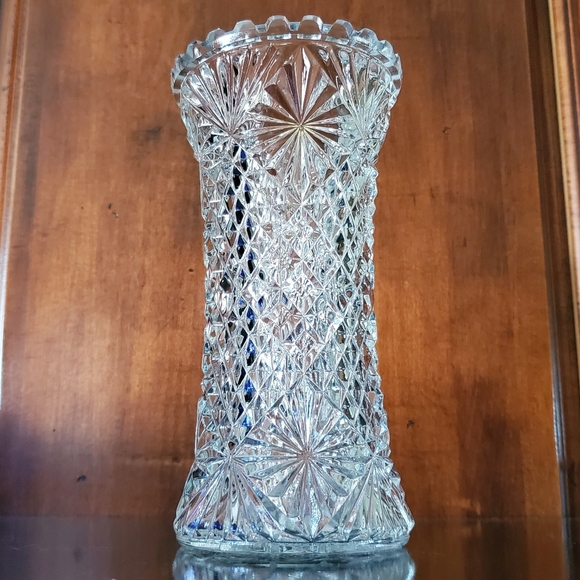 MCM 🇦🇹 Oberglas Austria 7 1/8" Tall Bright Sparkling Glass Vase - Picture 2 of 15
